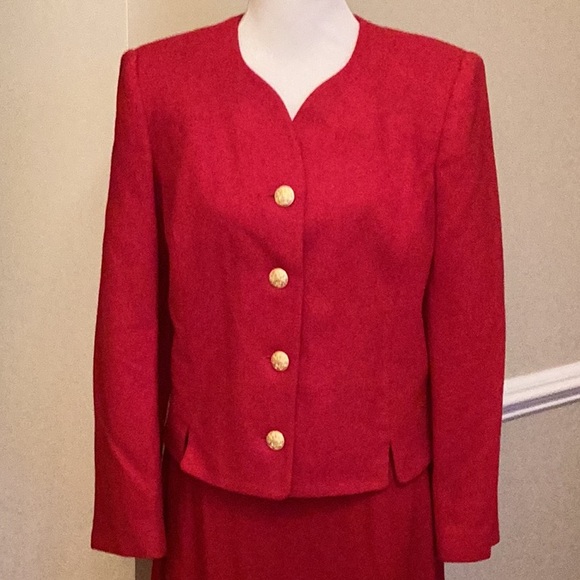 All wool A-line skirt and fully lined jacket with ornate gold buttons. - Picture 2 of 16